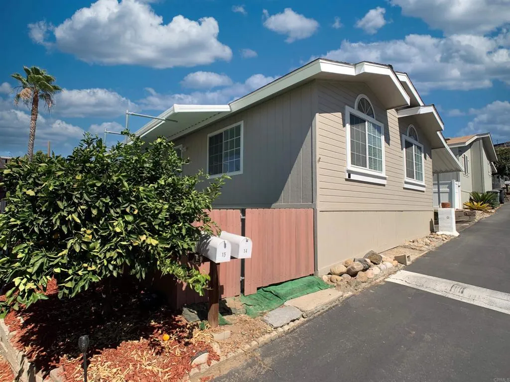 https://cdn.realtyfeed.com/cdn/127/307086802/cfc9f512e93672ef0e628578047a082f.webp