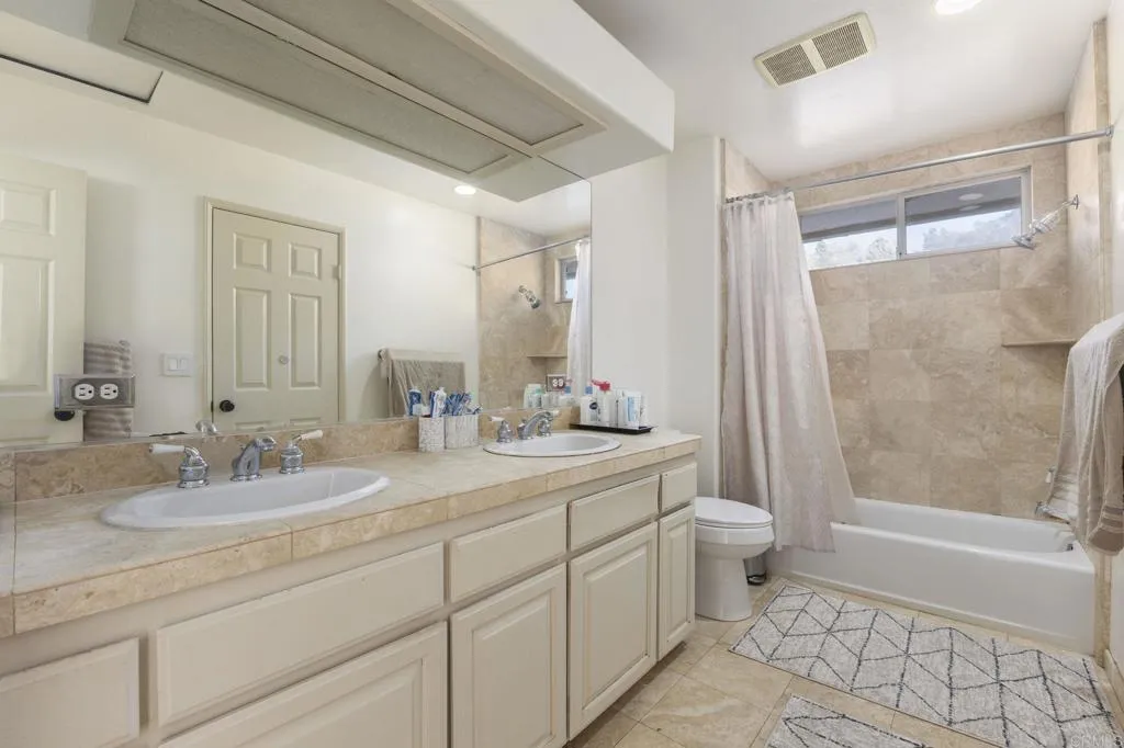 https://cdn.realtyfeed.com/cdn/127/307086825/573eeddc5a3110de30ca404f63fcc16b.webp