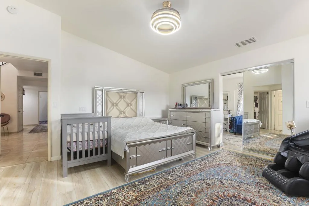 https://cdn.realtyfeed.com/cdn/127/307086825/de3011edac176c13cd93894f07148825.webp