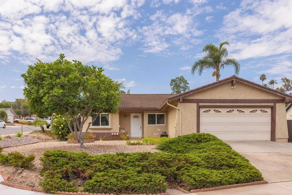 https://cdn.realtyfeed.com/cdn/127/307086828/37f299a2200625a69f8a7519dc3b6384.webp