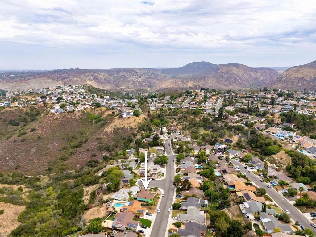 https://cdn.realtyfeed.com/cdn/127/307086828/43640591e2152fb3ec457d0f16a57727.webp