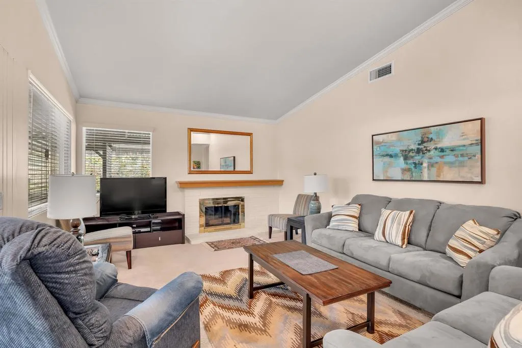 https://cdn.realtyfeed.com/cdn/127/307086828/596c8753affe6aa646f40cadcd5d493f.webp
