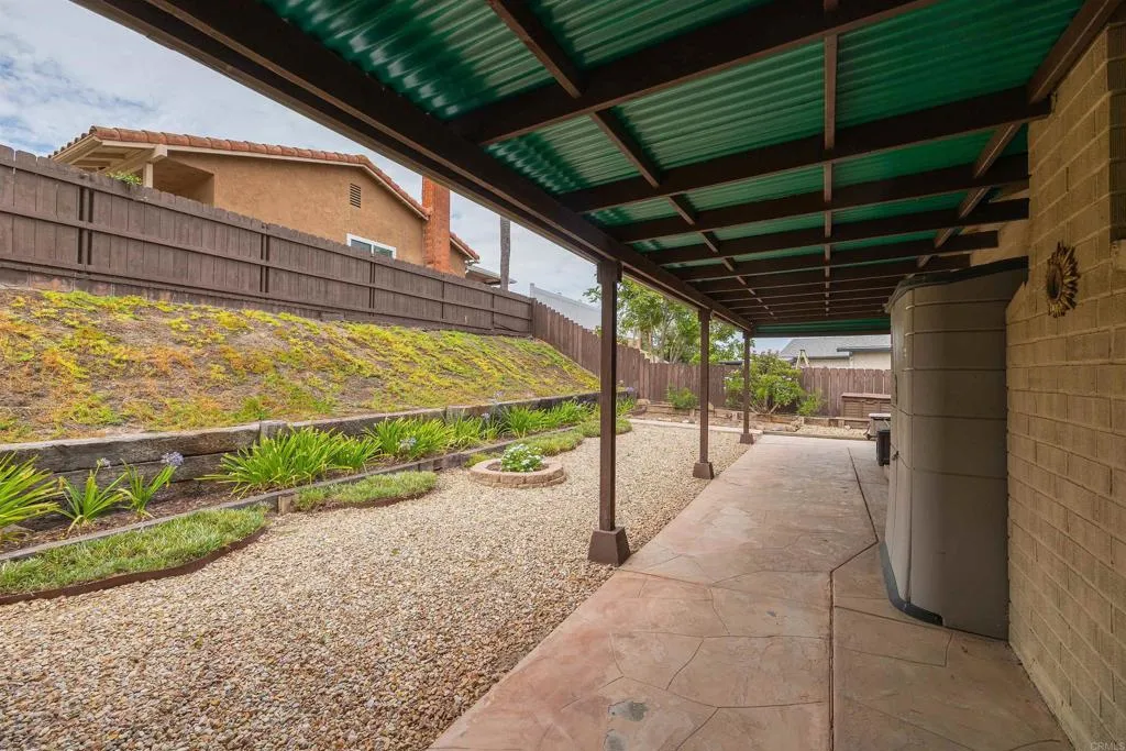 https://cdn.realtyfeed.com/cdn/127/307086828/9e2d089b5e8a87e08197d1d5db53a8c9.webp