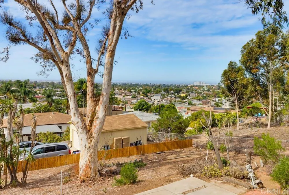 https://cdn.realtyfeed.com/cdn/127/307086831/00d536aaba0b1258d62c4b5329857b4a.webp