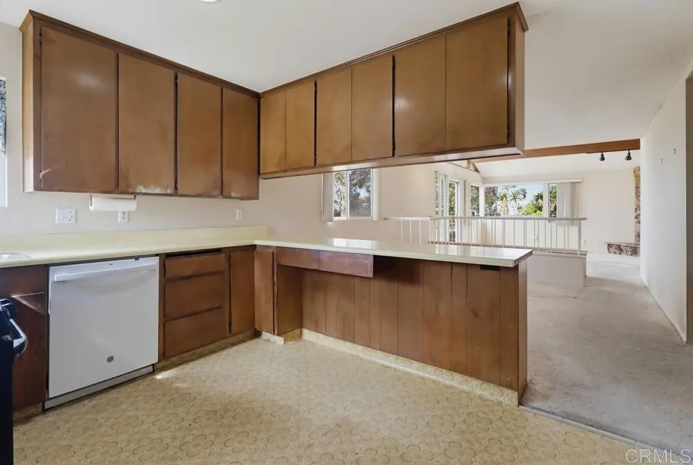 https://cdn.realtyfeed.com/cdn/127/307086831/10a615e4177a364b948fdd30a14503c8.webp