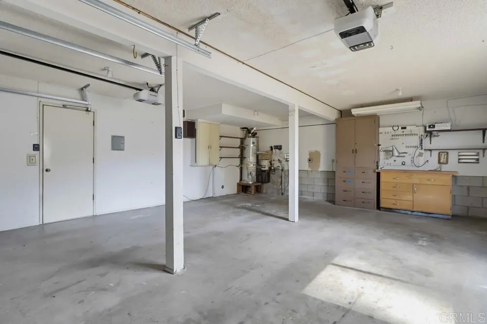 https://cdn.realtyfeed.com/cdn/127/307086831/43f3e4c6b01d8385b1a310b8ce23d0b6.webp