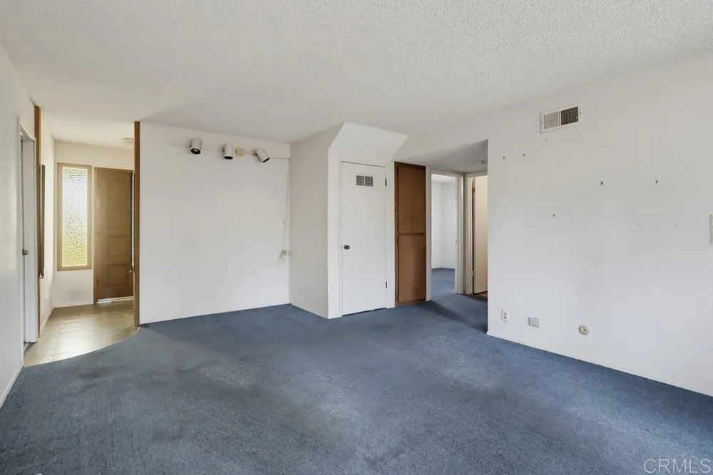 https://cdn.realtyfeed.com/cdn/127/307086831/54fb329e20fb1756d978668bfdc07587.webp