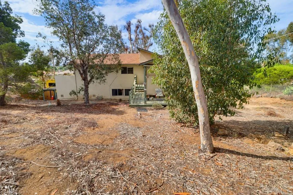 https://cdn.realtyfeed.com/cdn/127/307086831/88bbb4d4f9faabf518ed5a81cdf27092.webp