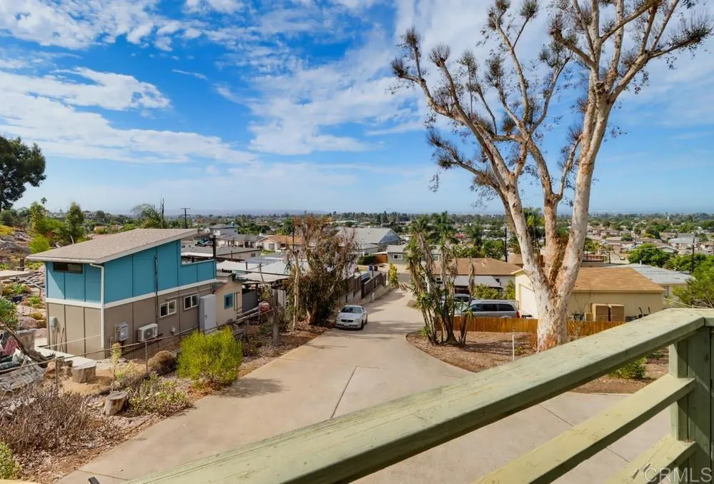 https://cdn.realtyfeed.com/cdn/127/307086831/984d4b3f3d029b3ed417d41e8c2669ba.webp
