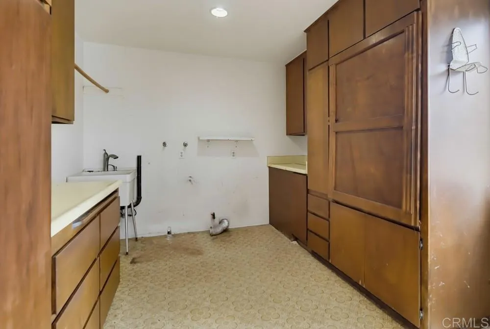 https://cdn.realtyfeed.com/cdn/127/307086831/dbbec7c19e1f7d8d35686212f8571486.webp