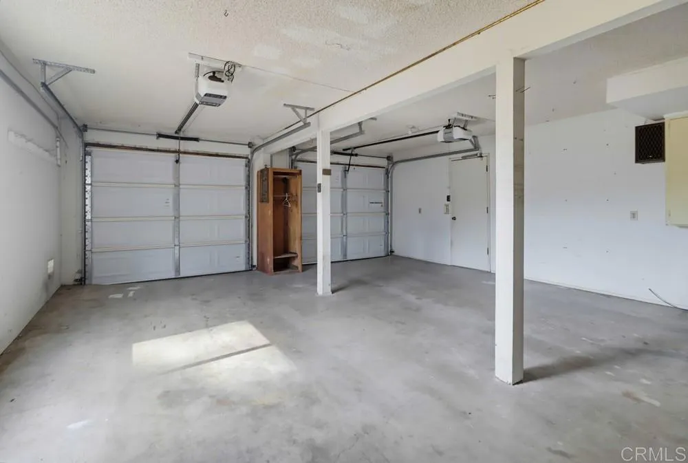 https://cdn.realtyfeed.com/cdn/127/307086831/ef3ff4d88dbe02c0838df246c74e7e39.webp