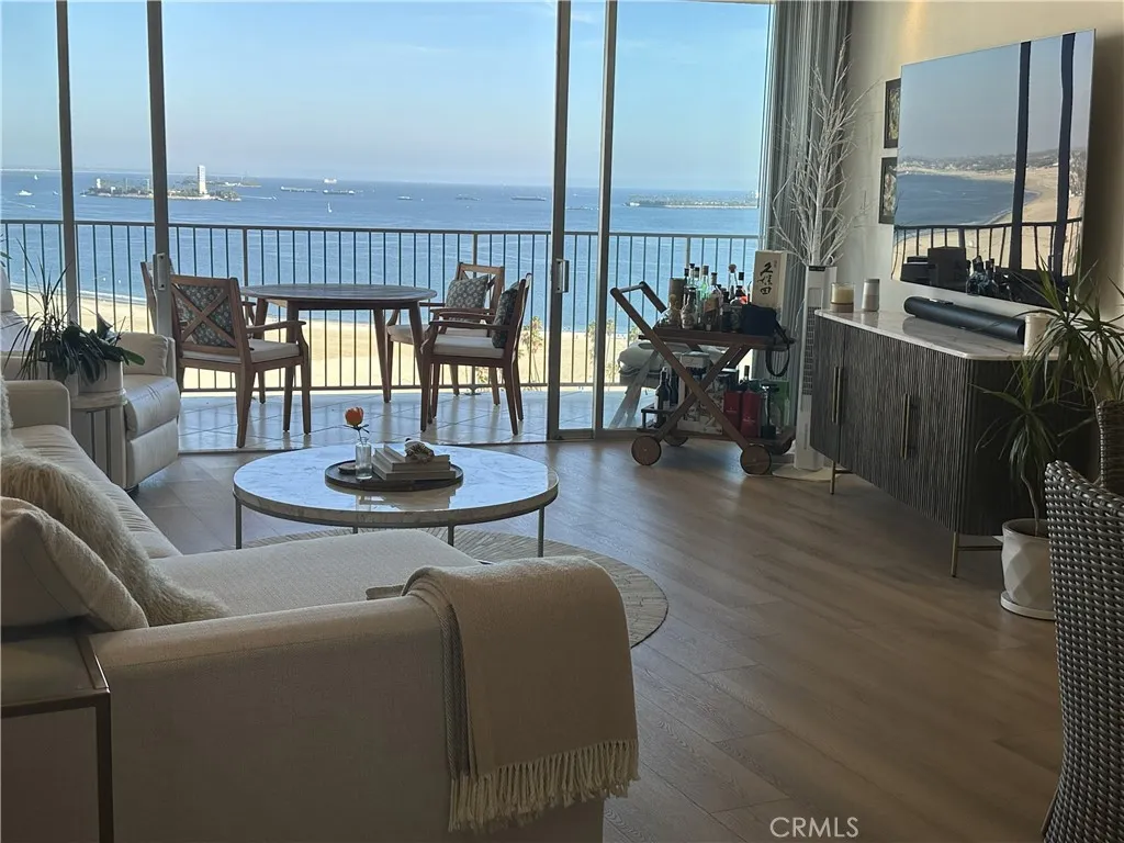 Long Beach, CA 90802