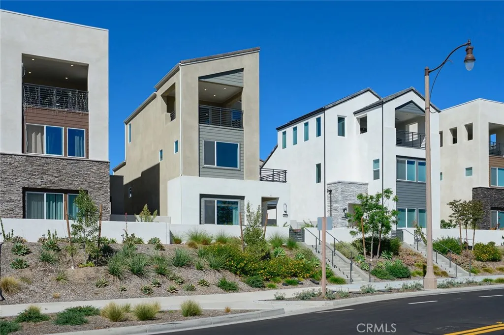 Irvine, CA 92618