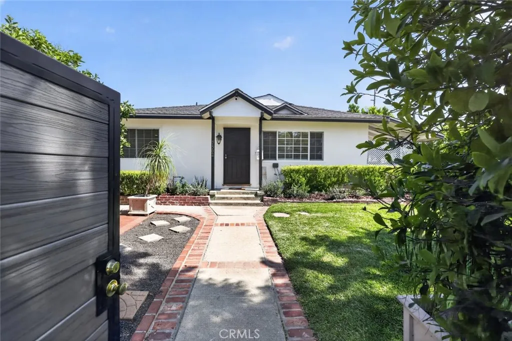 North Hollywood, CA 91605