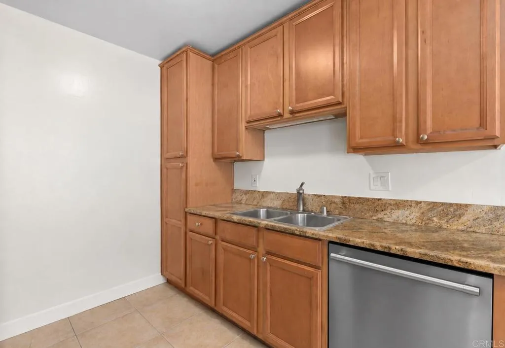 https://cdn.realtyfeed.com/cdn/127/307086938/9795f07b44cd6431303e154b6f4f4fc0.webp