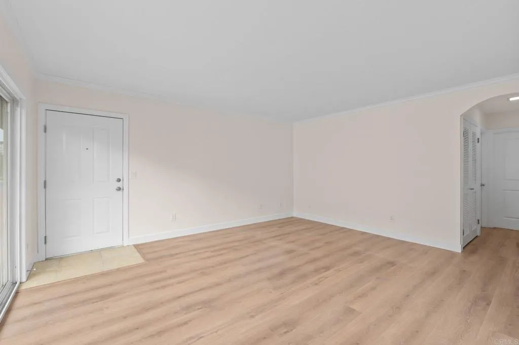 https://cdn.realtyfeed.com/cdn/127/307086938/adc1c3ce70dbbcd9bf34d09a05719fa0.webp