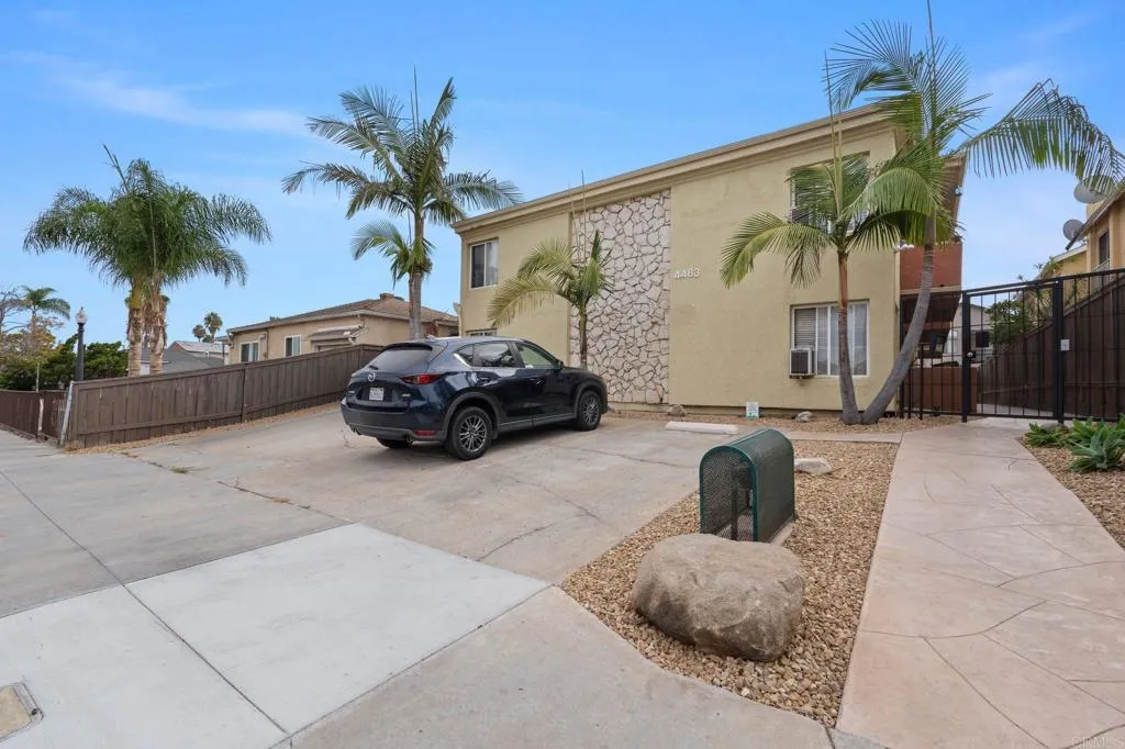 https://cdn.realtyfeed.com/cdn/127/307086938/e5b5d4497680ec3178ad0b69177a0ebc.webp