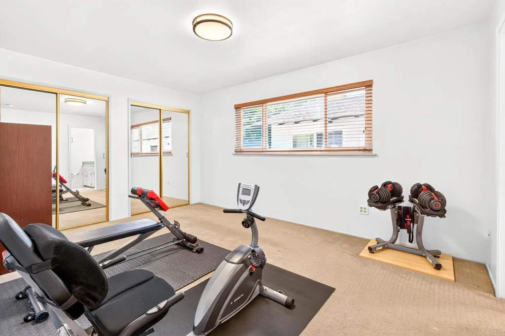 https://cdn.realtyfeed.com/cdn/127/307086941/798935d25a7006da687b0dbdddaf91f9.webp