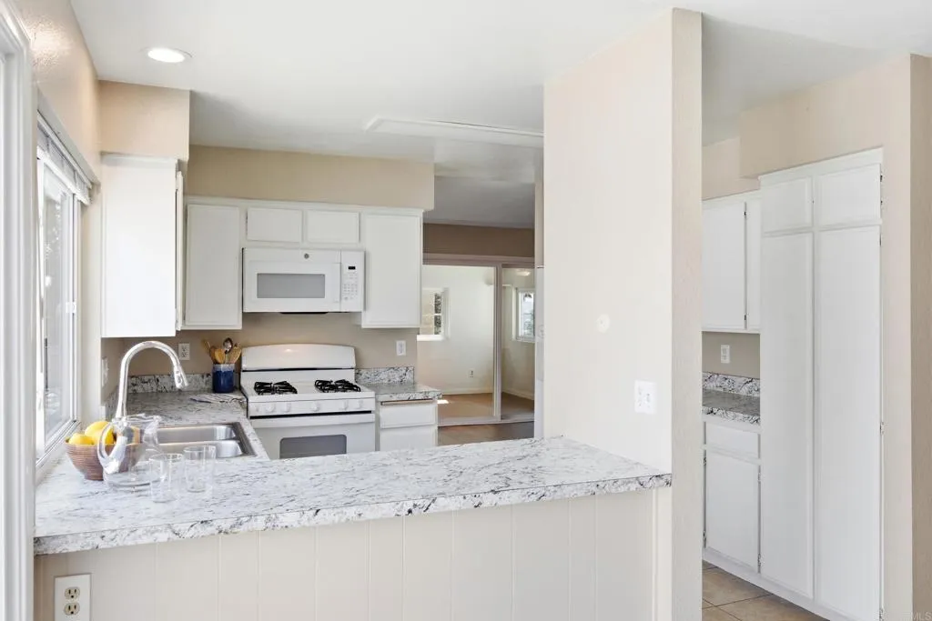 https://cdn.realtyfeed.com/cdn/127/307086947/15237d422a9b73ccdfd8f10d91b1d3ff.webp