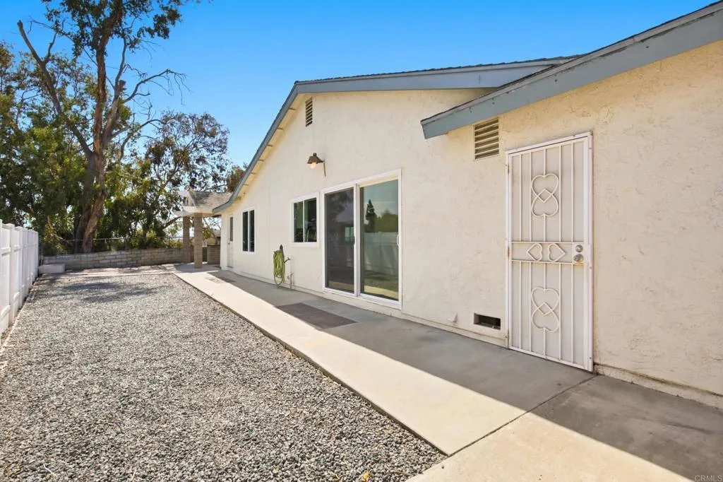 https://cdn.realtyfeed.com/cdn/127/307086947/1bd97a6d4e5f80e57e011049ceec4f58.webp