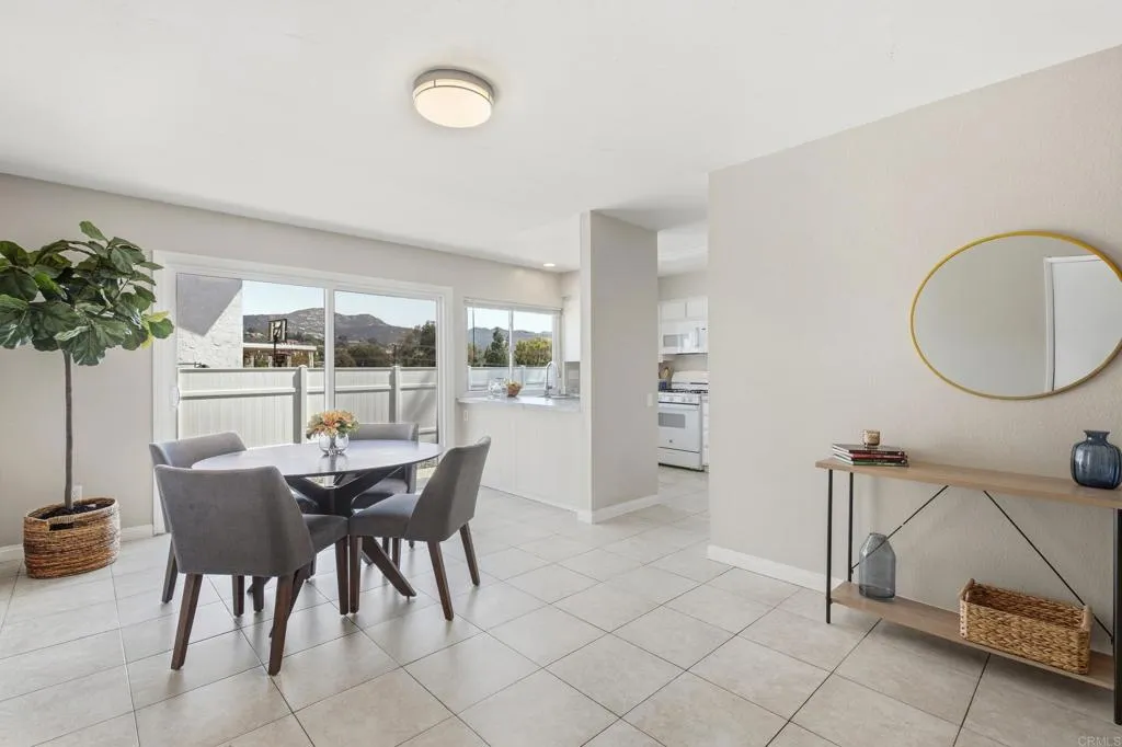 https://cdn.realtyfeed.com/cdn/127/307086947/7c9c6f487821c94b84987cc70f4c4a9e.webp
