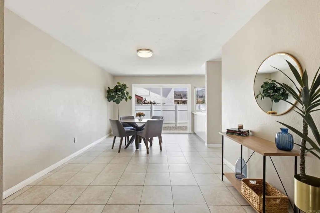 https://cdn.realtyfeed.com/cdn/127/307086947/dafbe96b4821adb1856345d862795753.webp