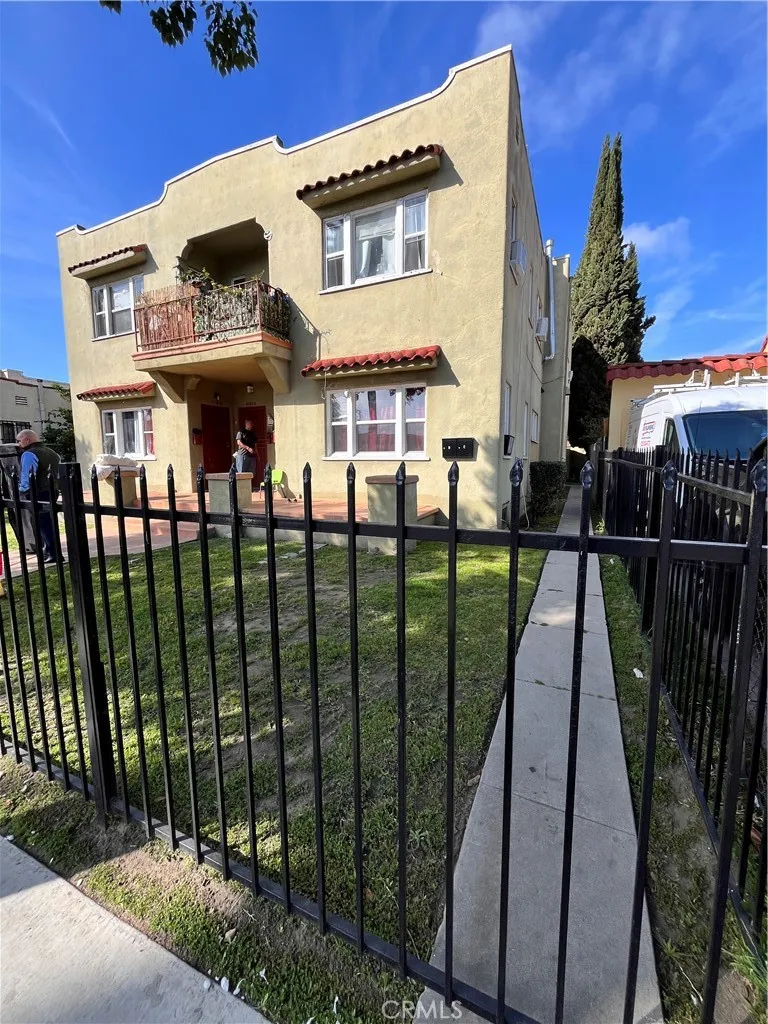 Huntington Park, CA 90255