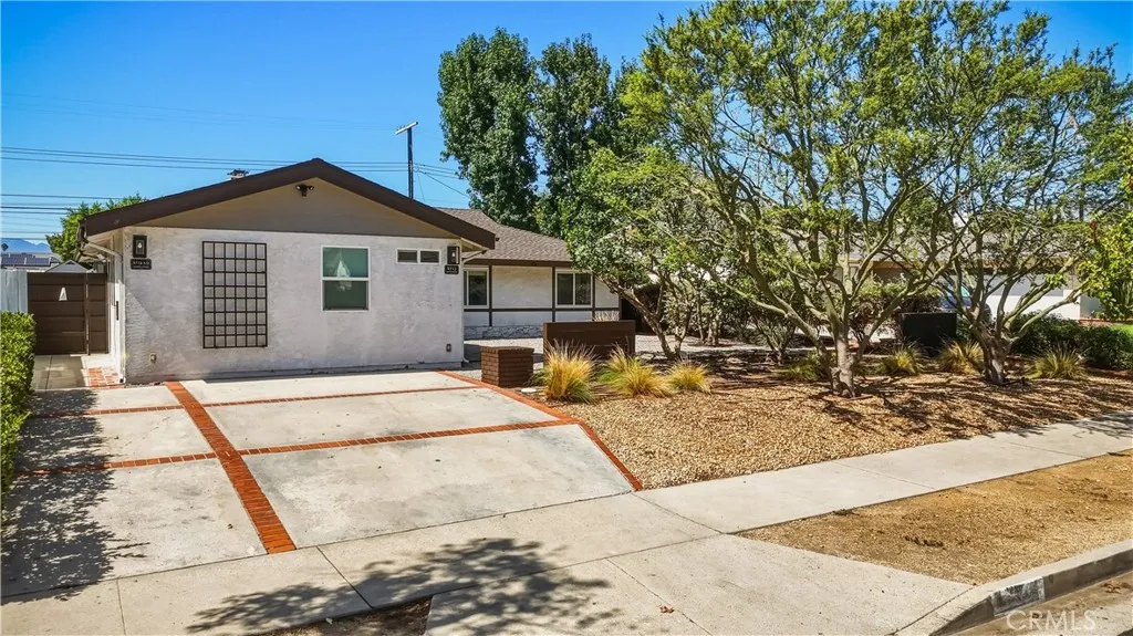 Northridge, CA 91324