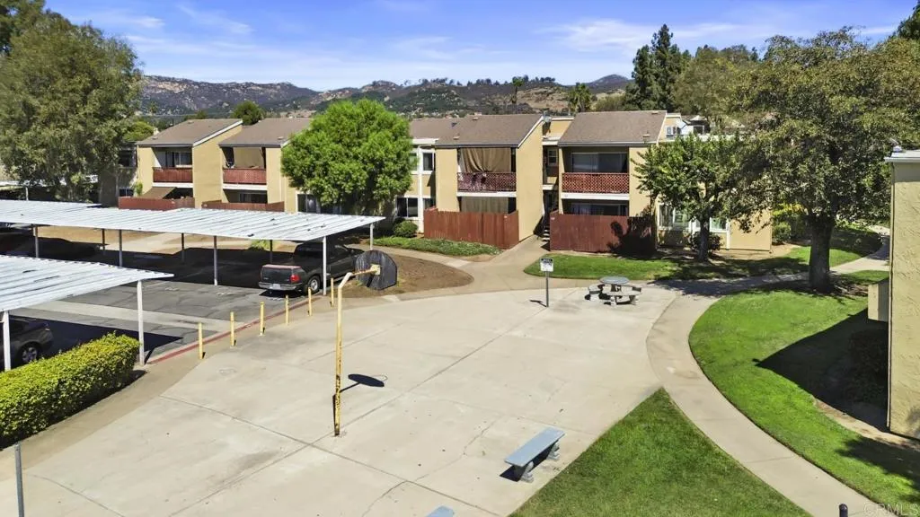 https://cdn.realtyfeed.com/cdn/127/307087040/04973e76b99e687c23d477b51f41a9b7.webp