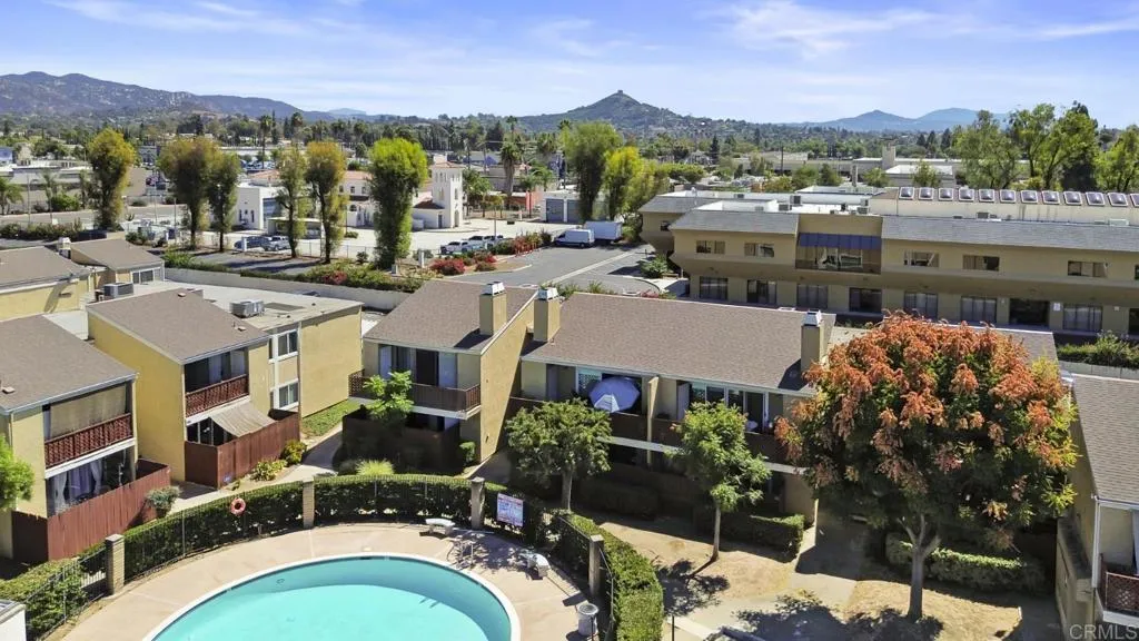https://cdn.realtyfeed.com/cdn/127/307087040/164dbfcbe407bb626a60a3033c2c8972.webp