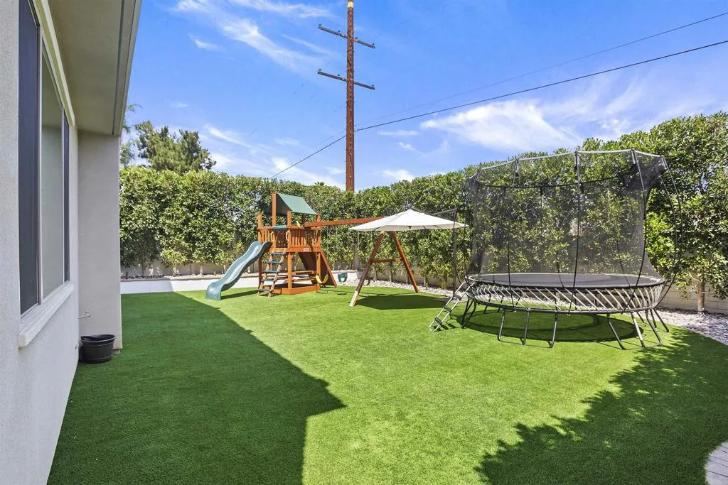 https://cdn.realtyfeed.com/cdn/127/307087045/10b7a9c3c71db66eca9539723a954eff.webp
