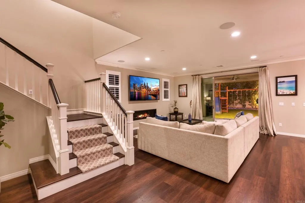 https://cdn.realtyfeed.com/cdn/127/307087045/14a4efc16ecadf4de8becb5d2b70e589.webp