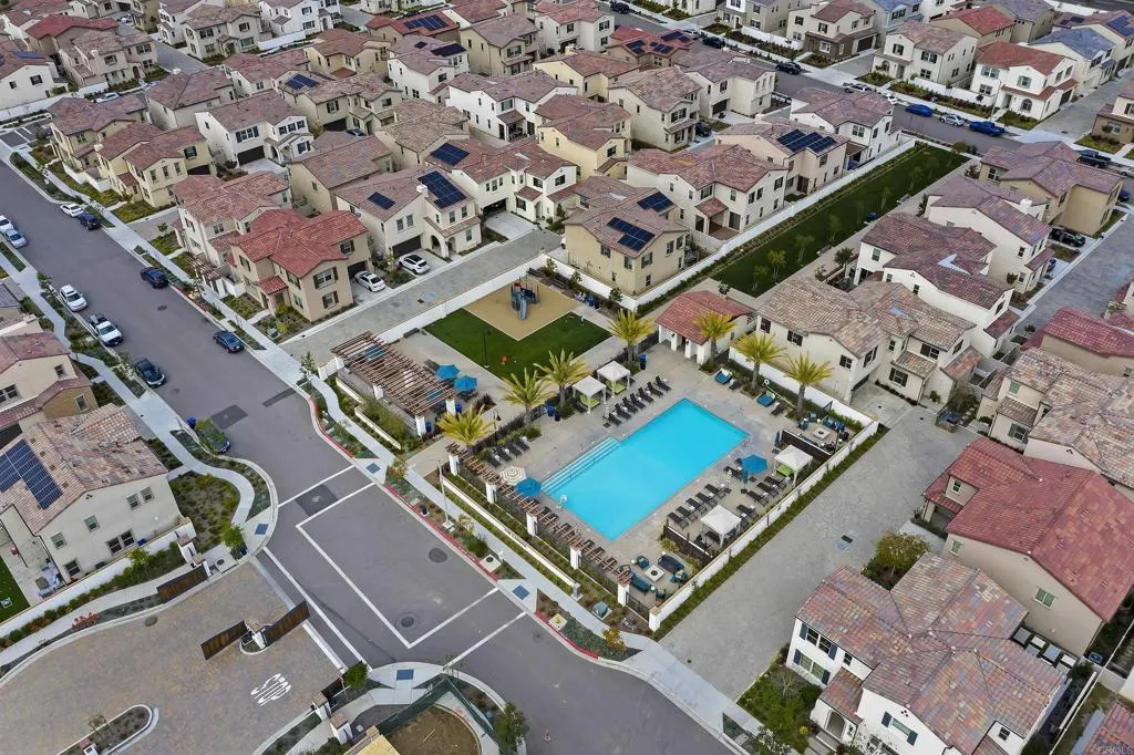 https://cdn.realtyfeed.com/cdn/127/307087045/1aee48e730da56b899bb5d532b7e554a.webp