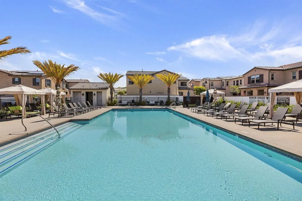 https://cdn.realtyfeed.com/cdn/127/307087045/3c481010689ce9b117883c76d6d05397.webp