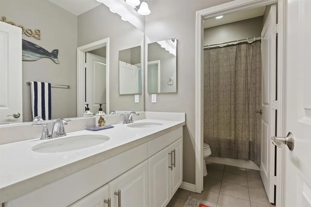 https://cdn.realtyfeed.com/cdn/127/307087045/4b779598eb54a3bdfbaa0fd20d33ce8e.webp