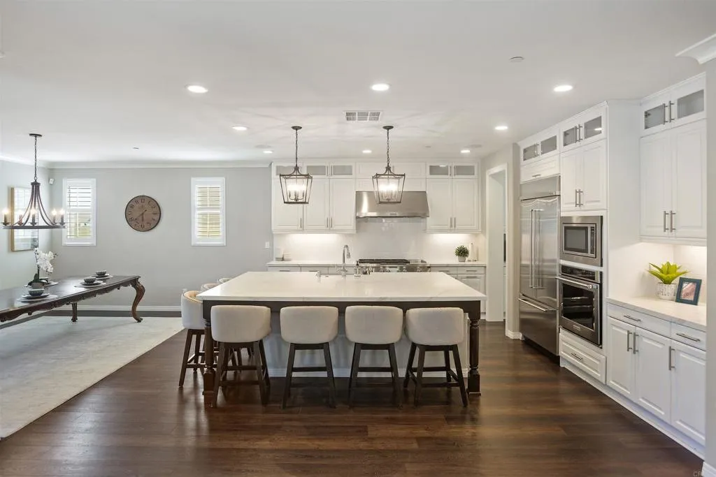 https://cdn.realtyfeed.com/cdn/127/307087045/7bd8a36fcc7c33ef1e453269c2cf08b8.webp
