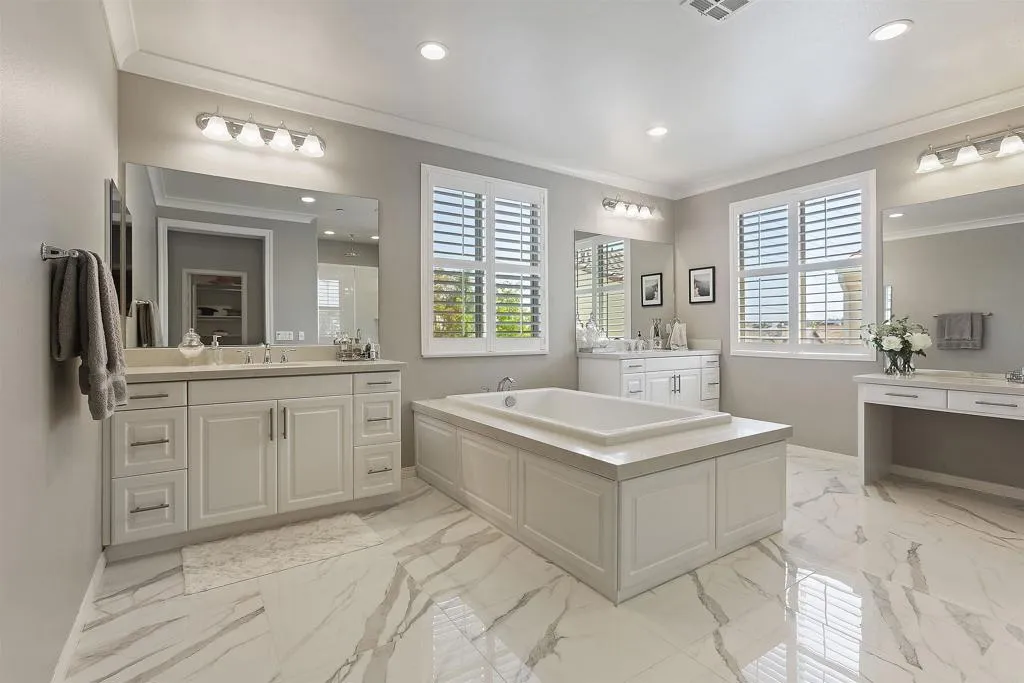 https://cdn.realtyfeed.com/cdn/127/307087045/be93c76ec9461d86fc4ca6f9f59834e2.webp