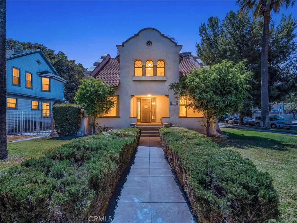 Riverside, CA 92501
