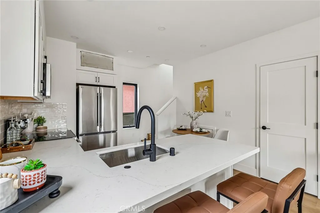 https://cdn.realtyfeed.com/cdn/127/307087055/7b350c4d1cedee4b2ac7ccbb4809db83.webp