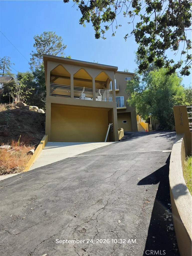 Agoura Hills, CA 91301
