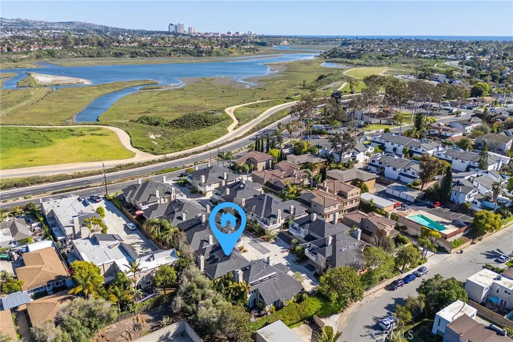 Costa Mesa, CA 92627