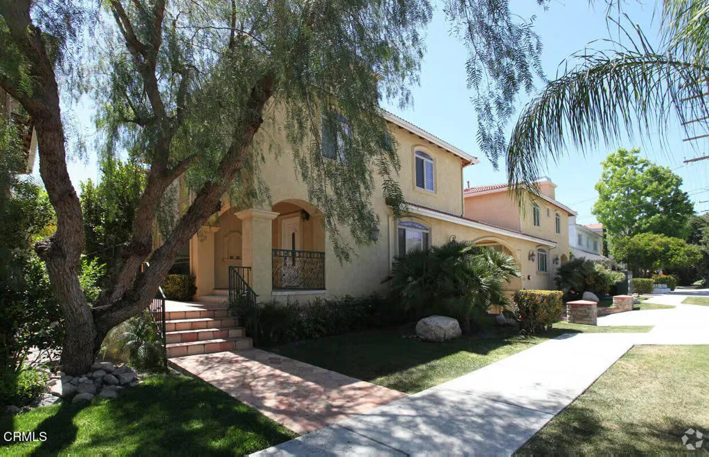 Montrose, CA 91020
