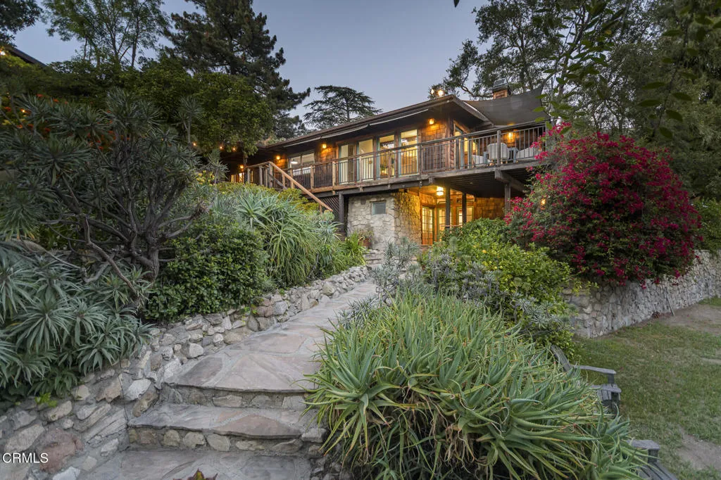 La Crescenta, CA 91214