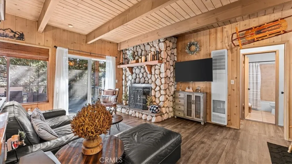 Lake Arrowhead, CA 92352
