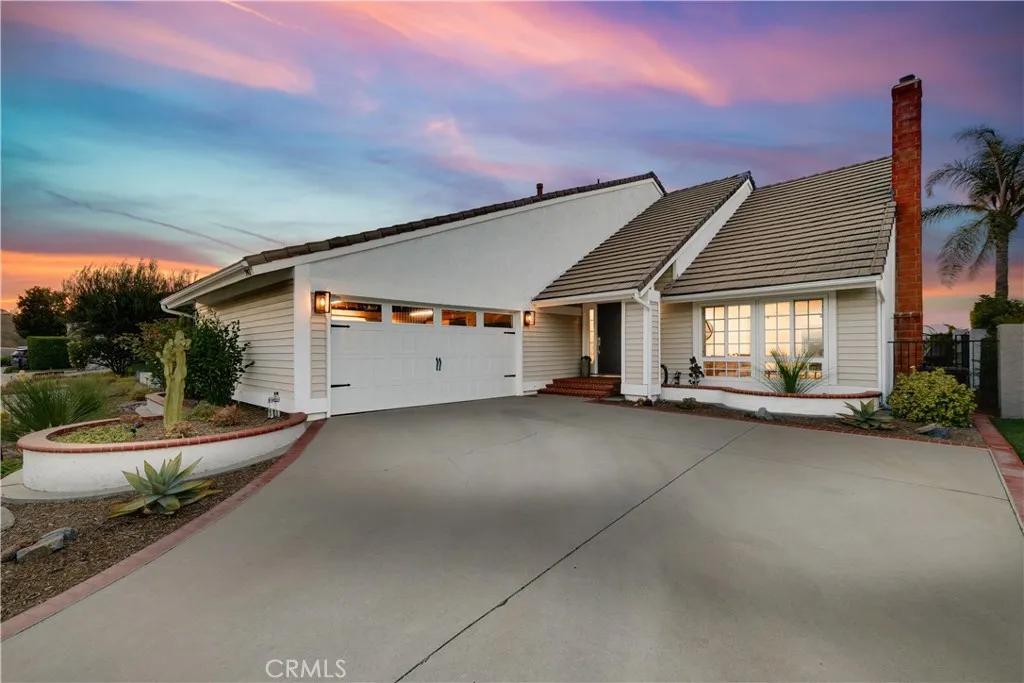 Anaheim Hills, CA 92807