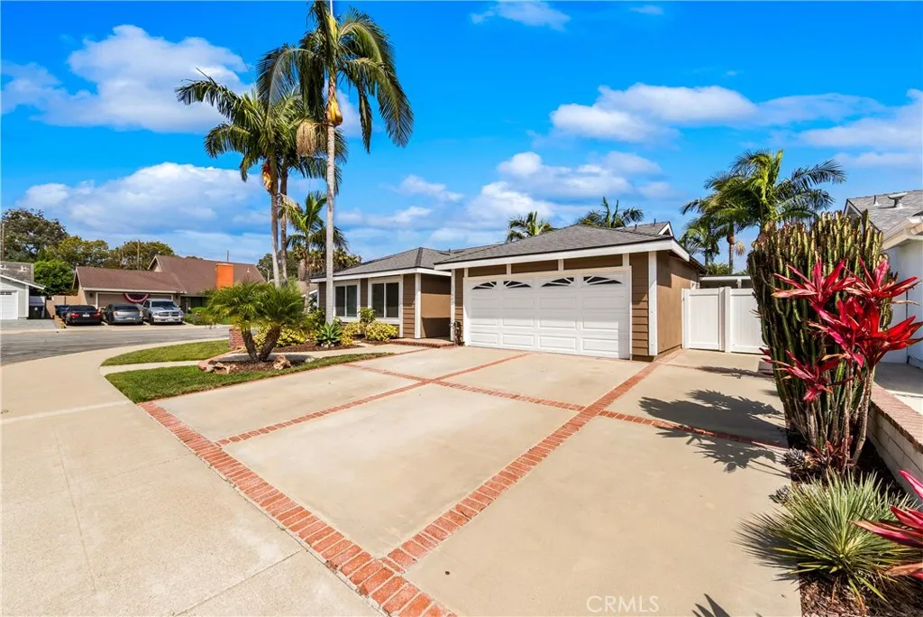 Huntington Beach, CA 92649