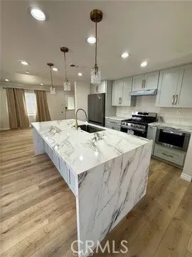 Azusa, CA 91702