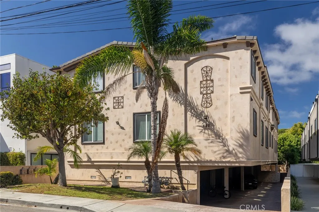 Manhattan Beach, CA 90266