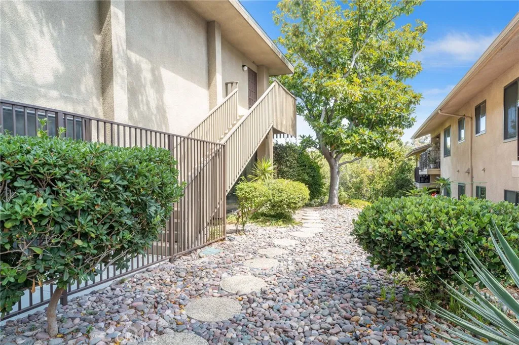 https://cdn.realtyfeed.com/cdn/127/307087311/4586524e62816356cce9a14473f07113.webp