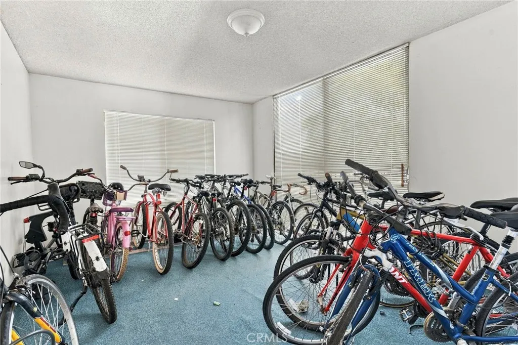 https://cdn.realtyfeed.com/cdn/127/307087311/de7dd7c8cd00c22b96dcaf41369b6d85.webp